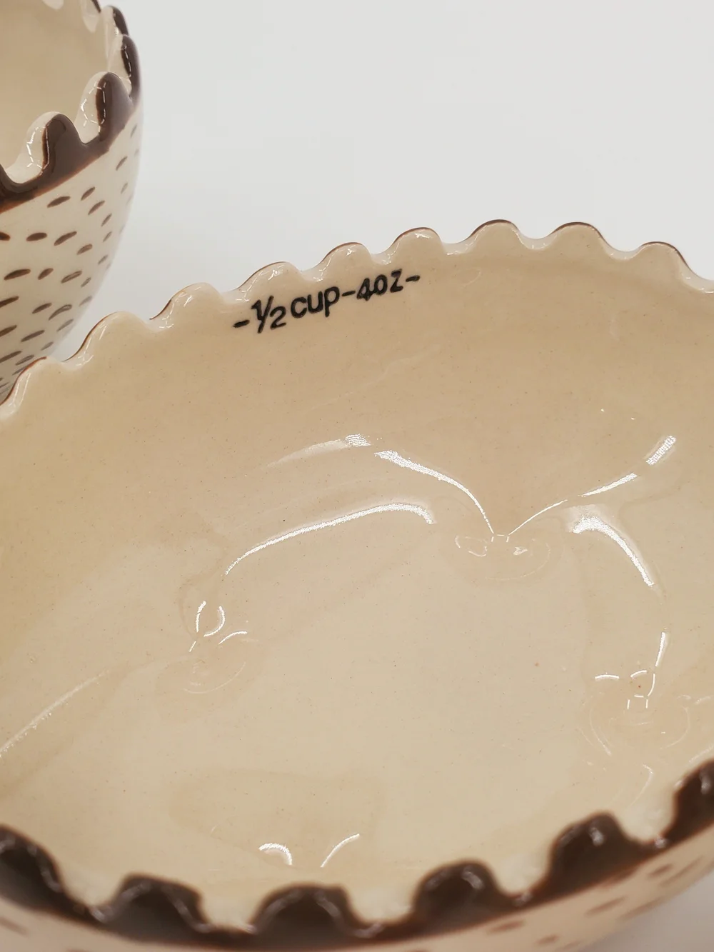 Hedgehog Measuring Cups Set Of 4 Ceramic Nesting Bowls NEW!